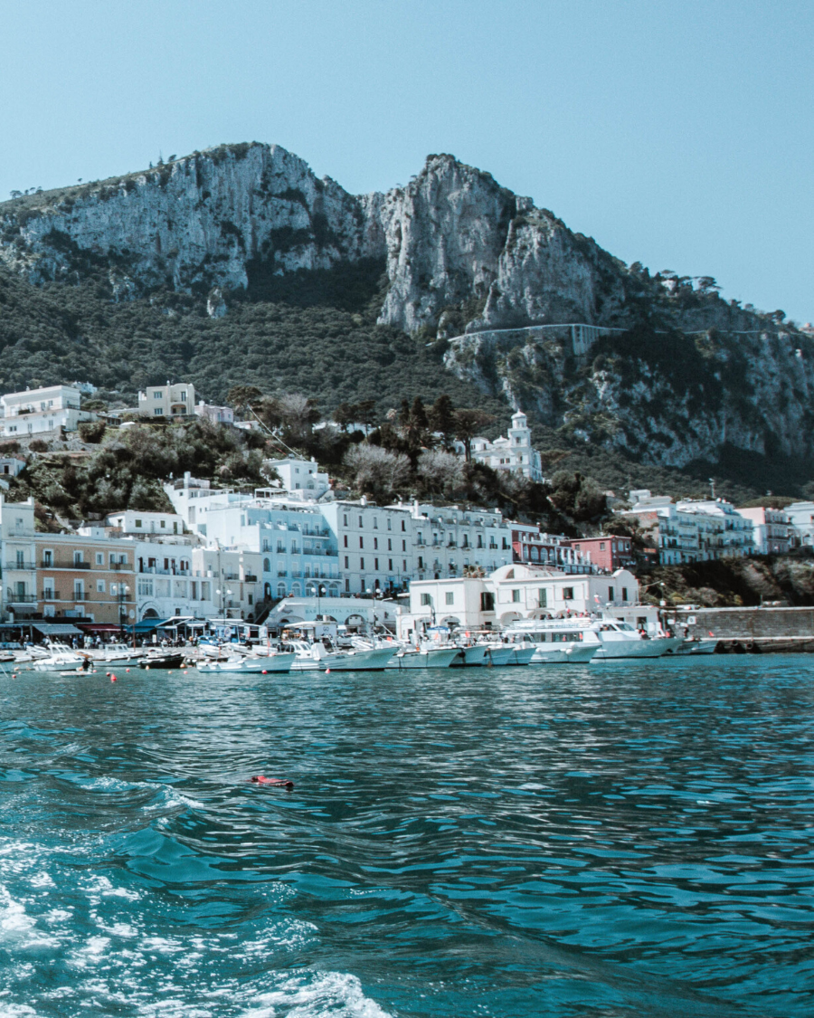 The view of Capri harbour