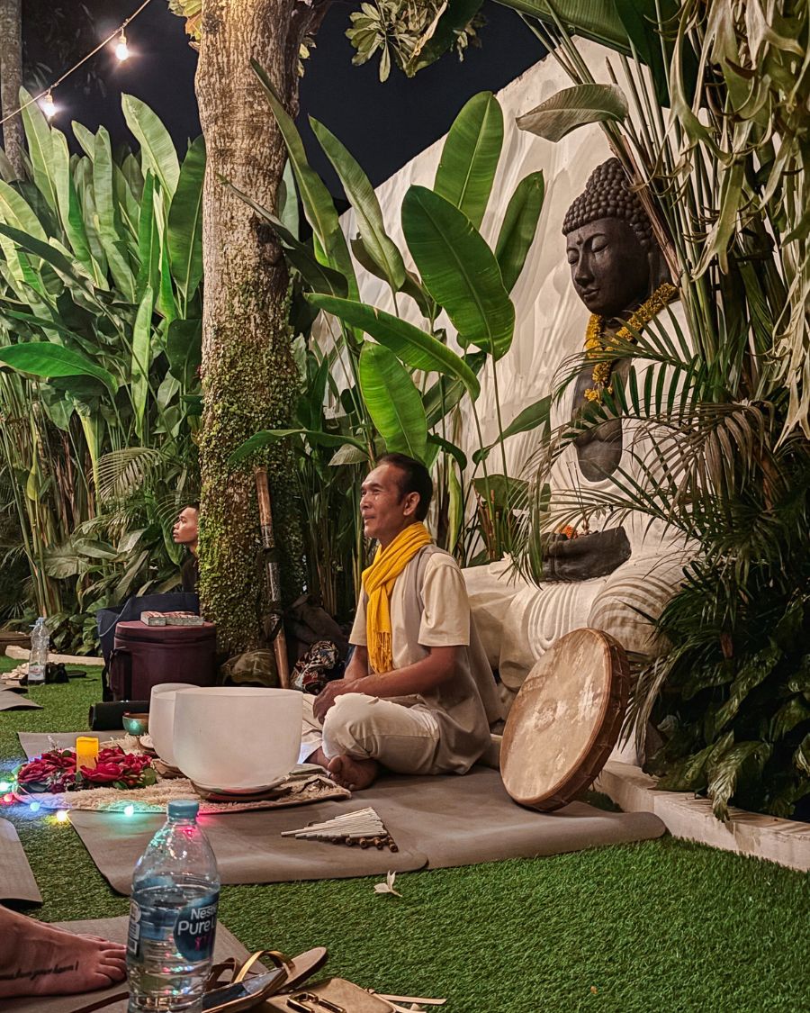 Stay at Arya Wellness Retreat: Ubud’s Top Female-Only Escape. Ubud. Bali. Tibetan drum ceremony.